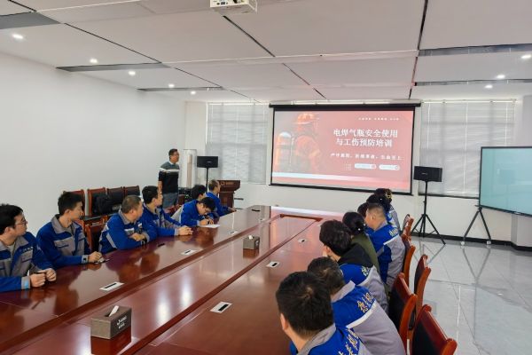 規(guī)范操作流程，共筑安全防線—泰安德美機(jī)電成功舉辦工傷預(yù)防專題培訓(xùn)